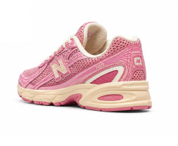 New Balance 740 Pink/White